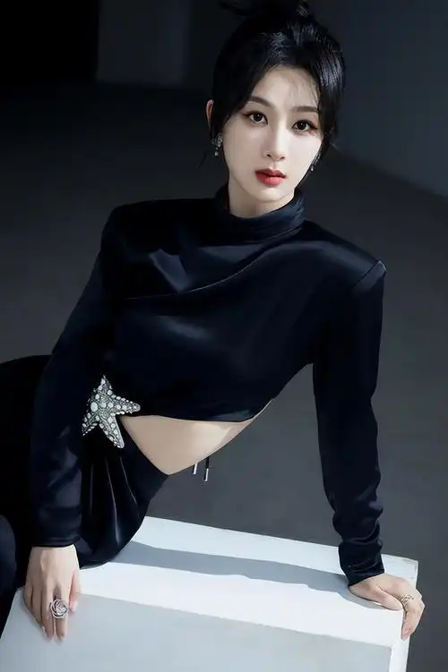 从杨紫到马思纯,在女神和大妈间切换自如