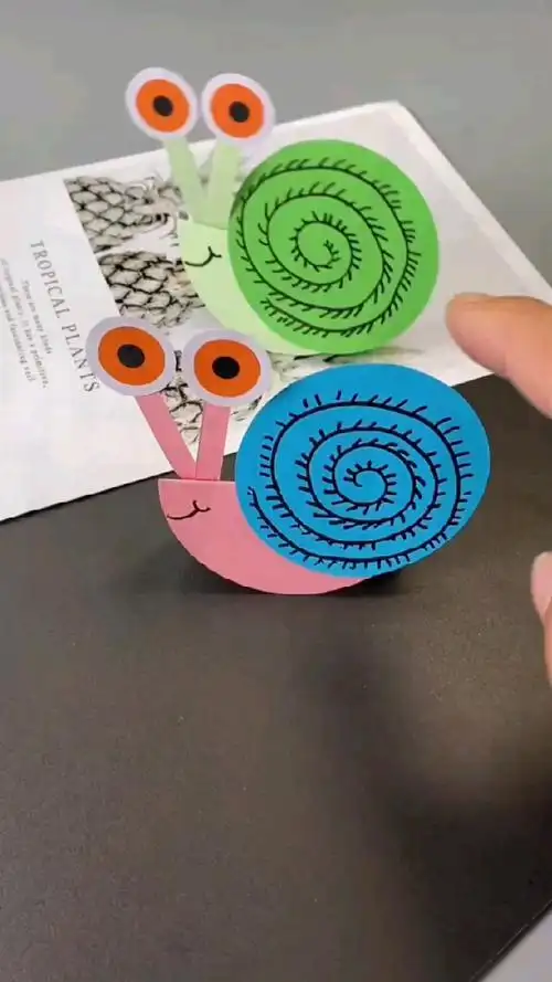 手工制作#春天来啦,用卡纸做可以摇摆的小蜗牛吧