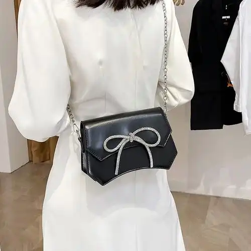 今年流行小包包2021新款潮网红时尚斜挎包夏季ins蝴蝶结小方包女