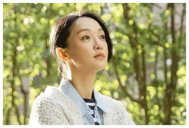 周迅:50岁,"丁克"一辈子,不料成为"人生赢家"!_演技_观众_事业