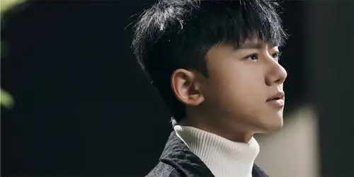 张杰《如歌》mv上线 1:1比例画幅独具特色