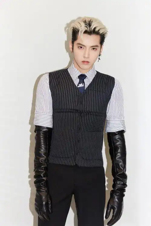 终于见到这个阴阳头了