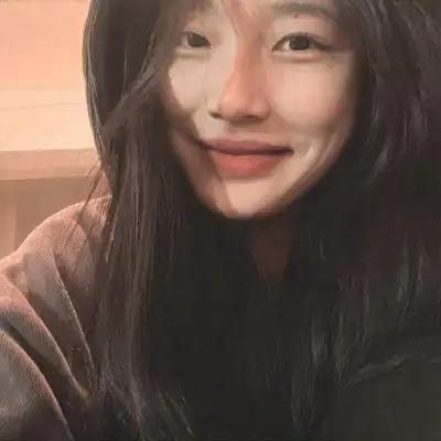 你表现的毫无兴趣我自然要收回好感这是知趣女生头像真人氛围感女头