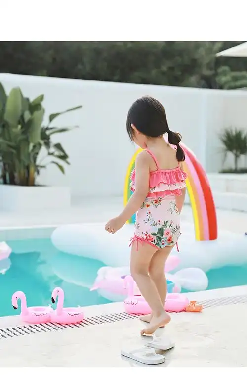 儿童泳衣女童分体游泳衣可爱公主比基尼