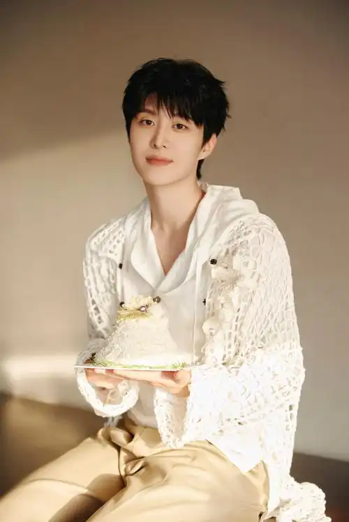 范丞丞0616生日快乐