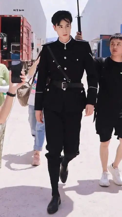 身高185的90后男演员胡一天遭质疑刘昊然有点意外