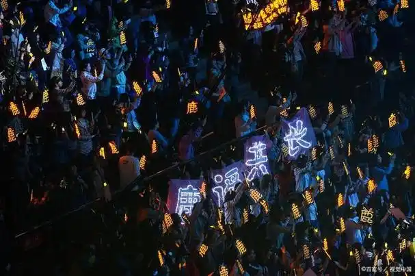 张真源应援色是绿色吗