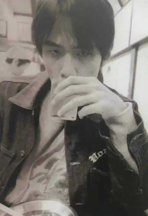 分享一组周杰伦的珍贵老照片真爱粉们收藏吧