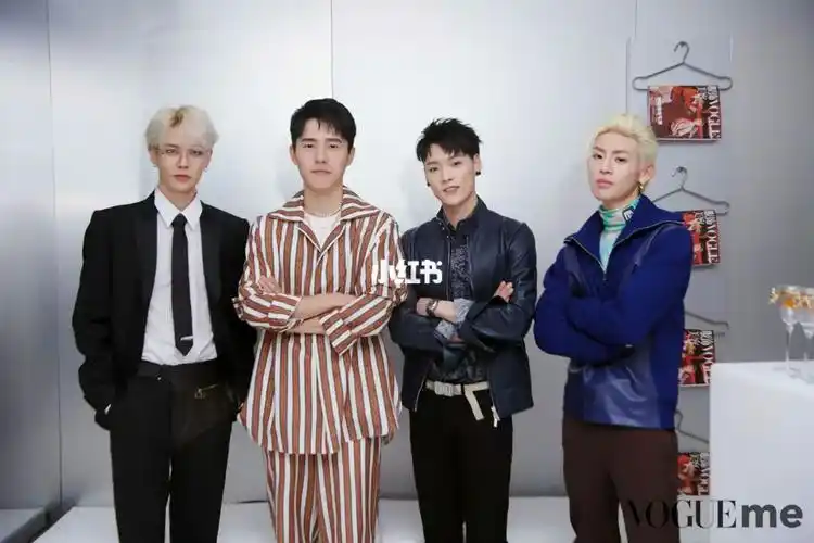 一些19年的合照 林彦俊和昊然弟弟 居然也有合照耶#林彦俊