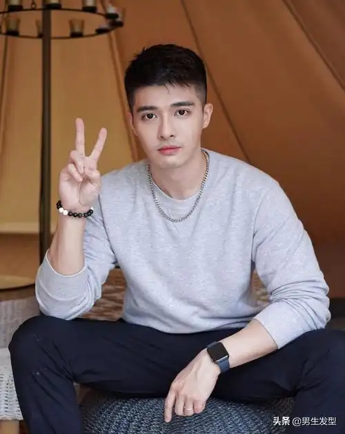 男士短发发型2022最新图片(3款短发清爽又帅气)-风水人