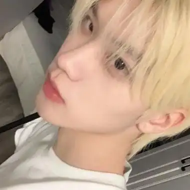 高逼格网图男生头像霸气高冷用冷淡掩盖内心的无聊