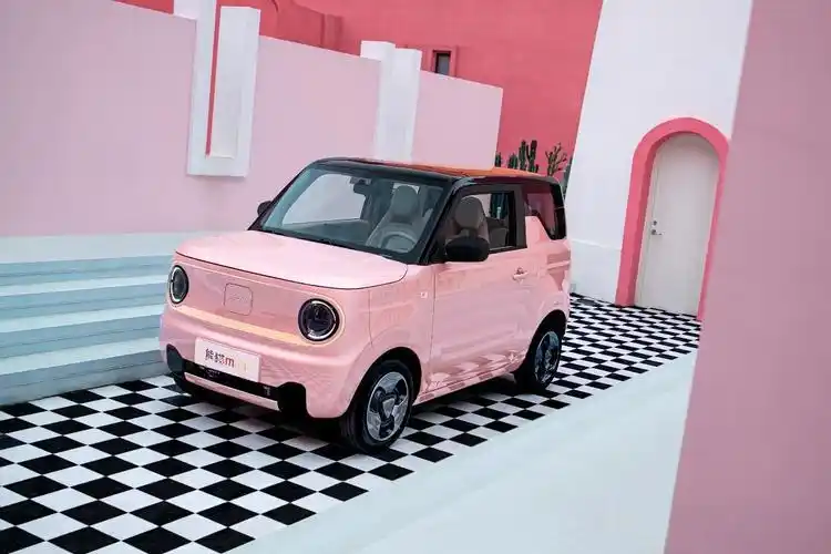 吉利熊猫mini微型电动车官图发布你对此款车型都有哪些期待