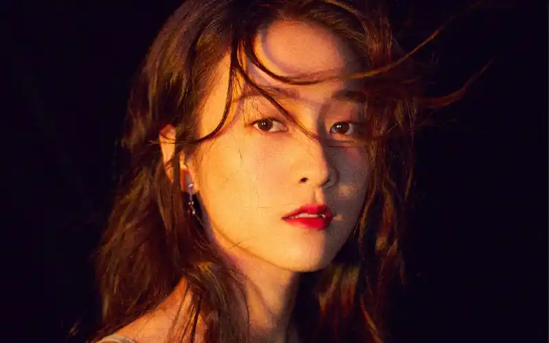 张雪迎性感妩媚写真图片桌面壁纸