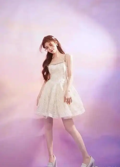 热门:鞠婧祎这双腿真是太棒了!