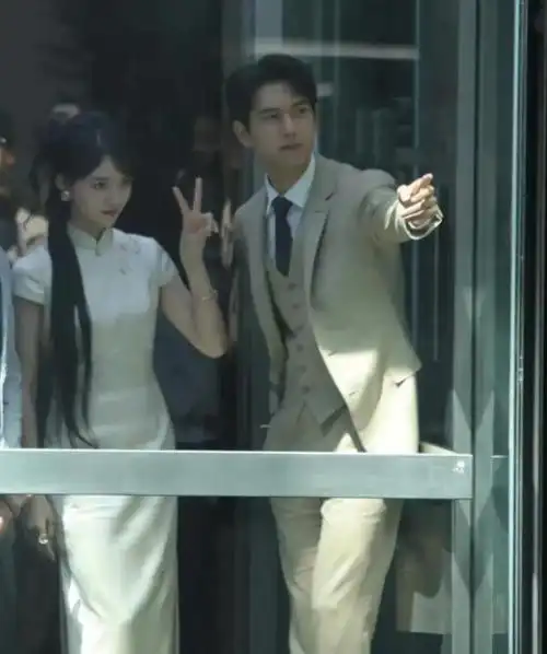 马伊琍发型被嘲,刘雯干瘦,李现翻红帅气养眼|孙俪|杨紫|女明星|刘雯