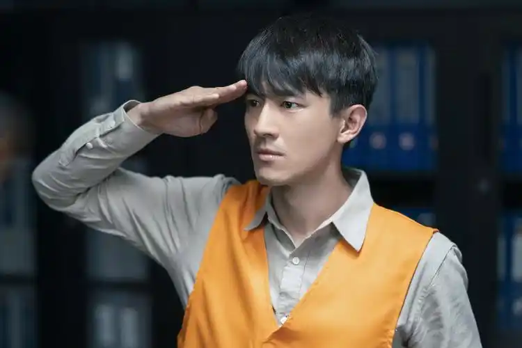 相遇别离央视八套元旦开播 林更新饰演卧底警察_手机搜狐网