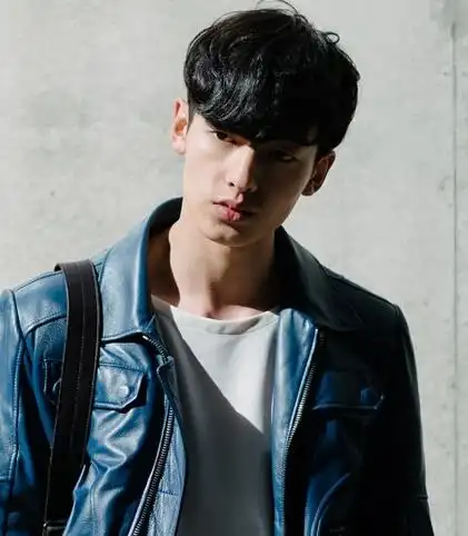 男生韩式复古发型