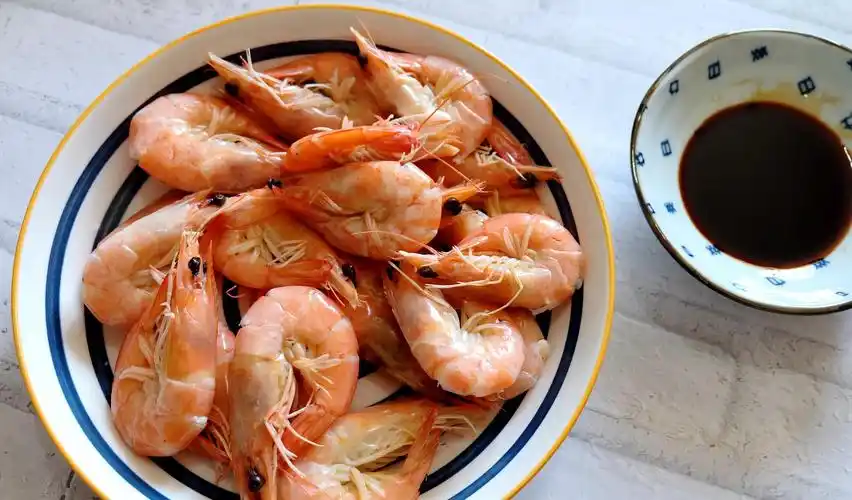 虾煮几分钟就熟了