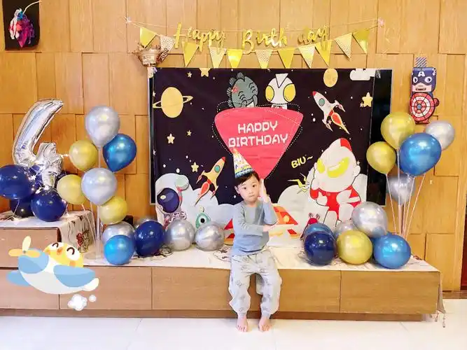 老二就这样无惊无险四岁了度过了一个简单又开心的生日夜晚第一次买