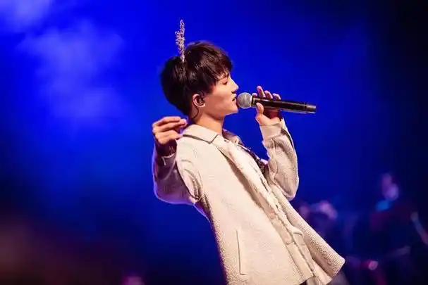 邵阳人民的骄傲——周深,他的母校乌克兰利沃夫国立音乐学院如何