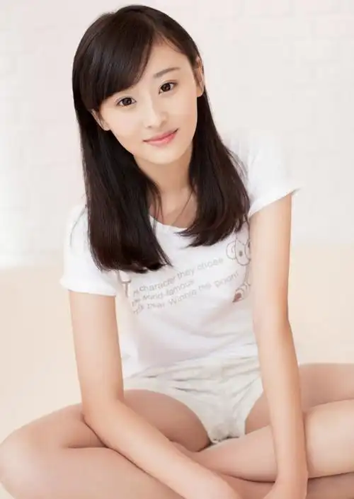 关雪盈性感写真照