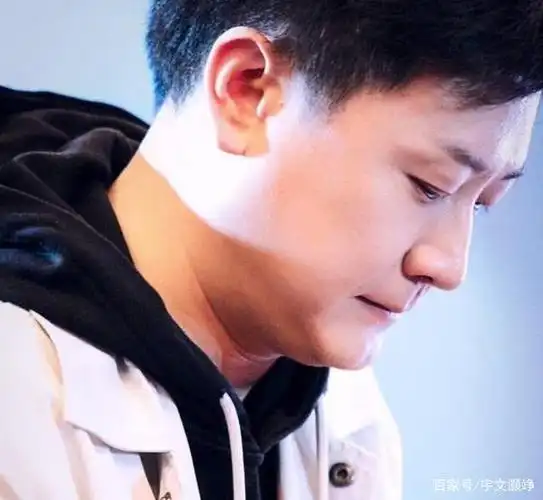 这位就是配音演员张杰——阿杰729本尊.