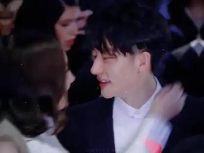 "没关系,我爱你就行啊"|黄轩|杨幂_新浪新闻