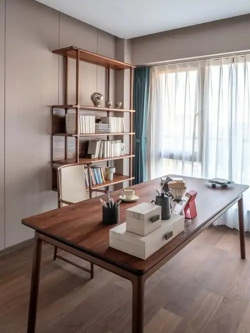 真实的家丨被阳光眷顾的书房享受独处时光
