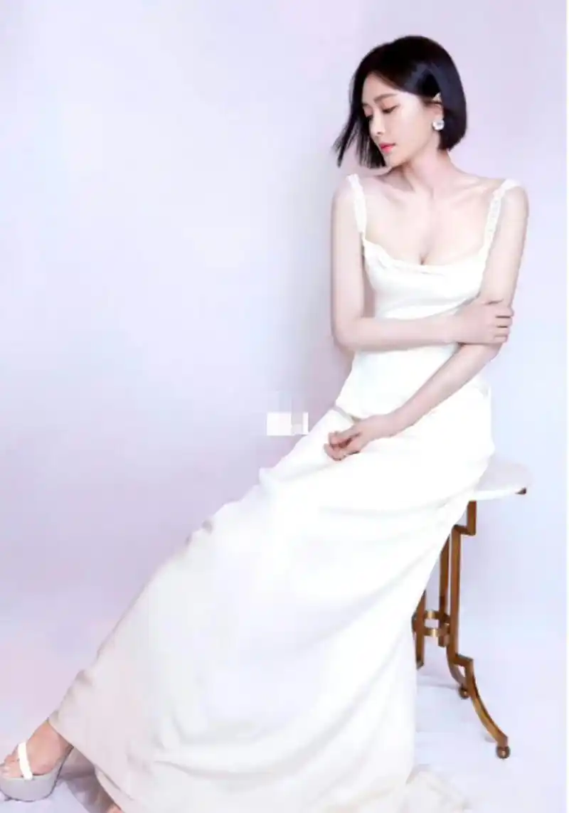 魏大勋女朋友～美得不可方物了