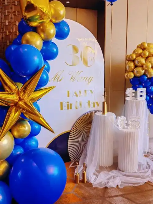 男士30岁生日气球布置