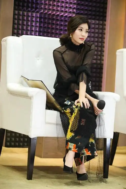 《声临》贾静雯重现赵敏 表演精湛被赞全能女神