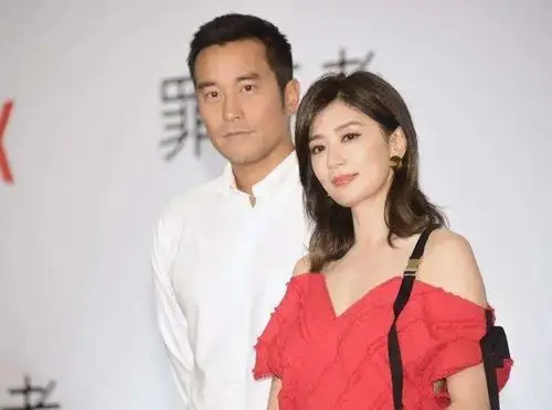 原创张孝全老婆近照曝光,肤白貌美大长腿,优雅气质征服"台湾天菜"