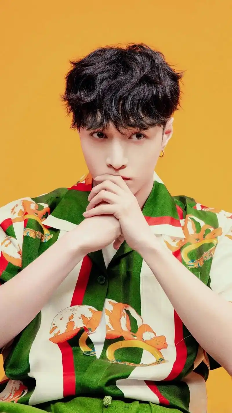 张艺兴高清手机壁纸合集.#壁纸 #高清壁纸 #张艺兴 #男明 - 抖音