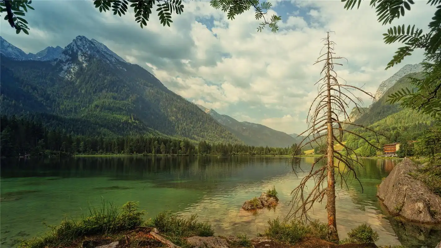 青山绿水唯美风景高清桌面壁纸