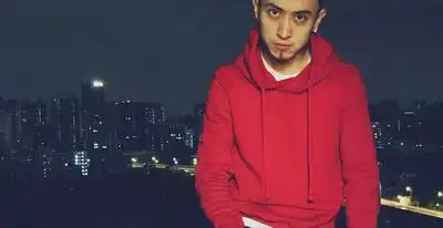 沪上皇秦奋的父亲是做什么的起底沪上皇发家史