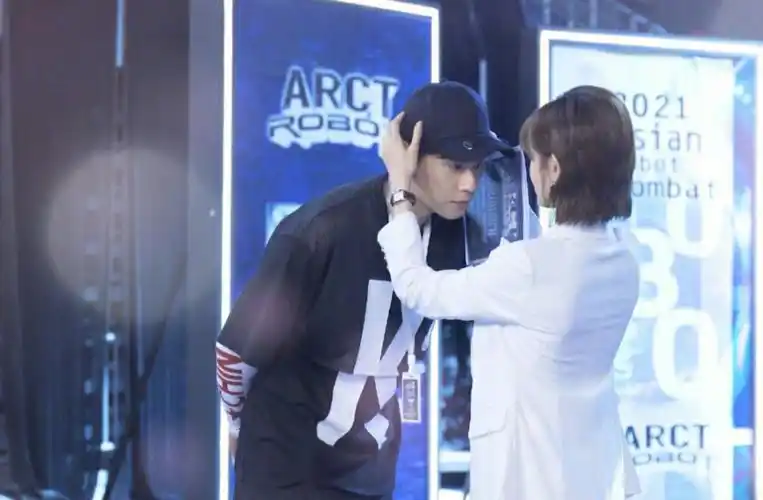 从胡一天到高伟光偶像剧男主海拔激增身高180cm成标配