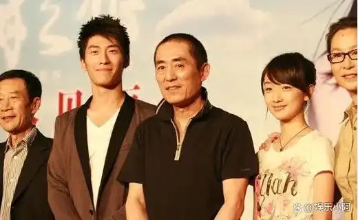 事实证明,32岁"三金影后"周冬雨,如今走上女演员的另一条大道