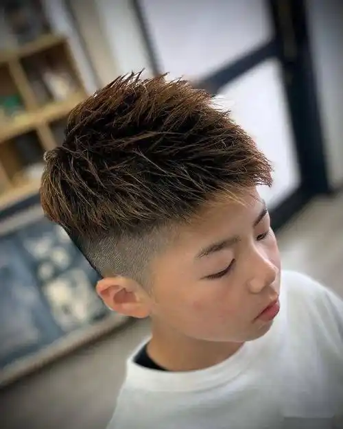 最帅小男孩发型来了,剪完很有型,赶快收藏吧_个性_时尚_头发