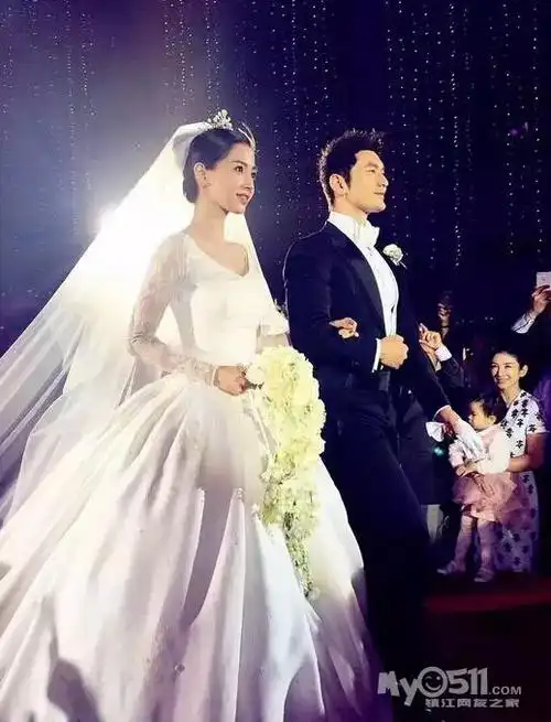 婚礼红毯勘比颁奖盛典