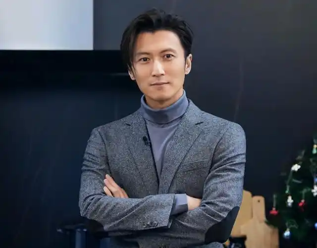 谢霆锋几岁(王非大谢霆锋几岁)-第1张图片