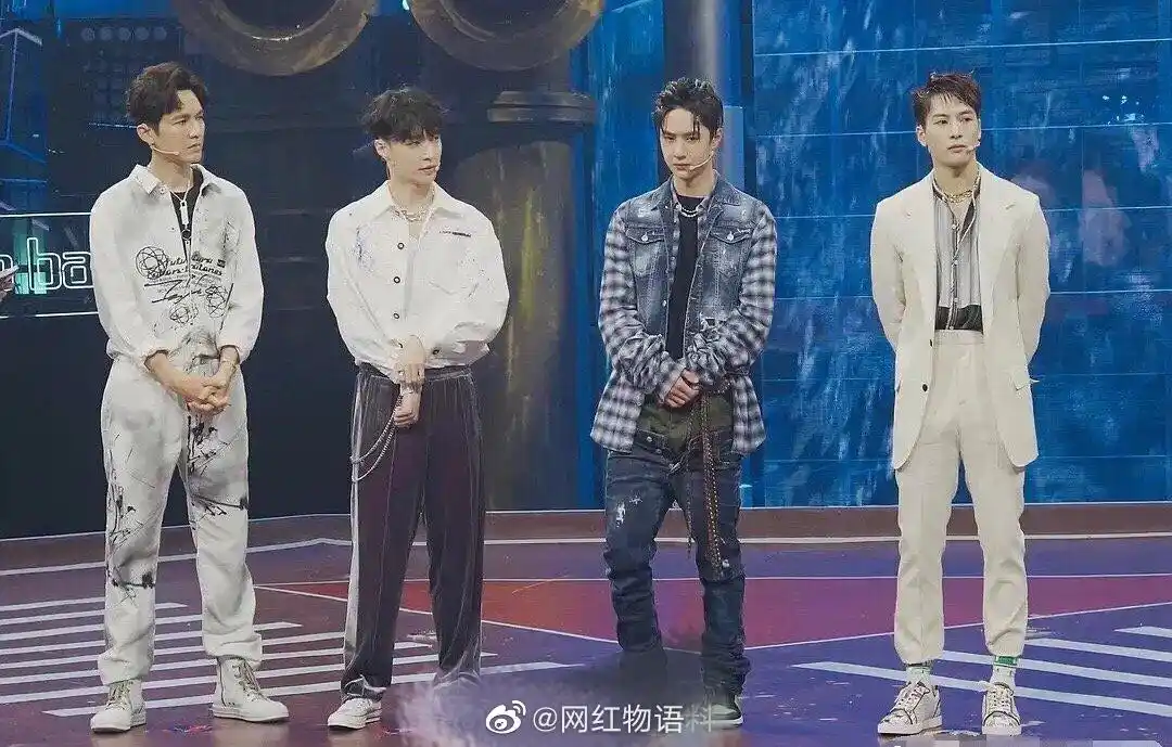 这就是街舞 钟汉良,张艺兴,王一博,王嘉尔的最新同框照,来看看状态