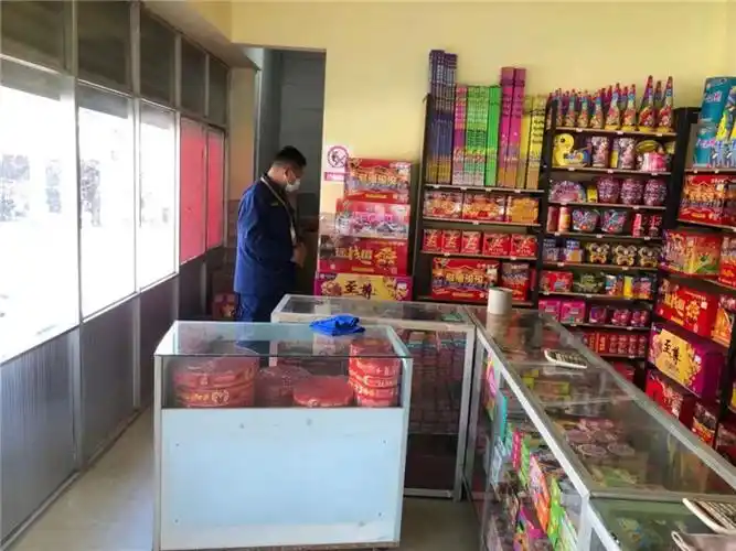 筑牢安全防线!祥和街道开展节前烟花爆竹安全专项检查