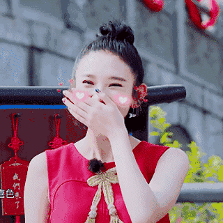 唐艺昕的新款哪吒头又美到我们了!