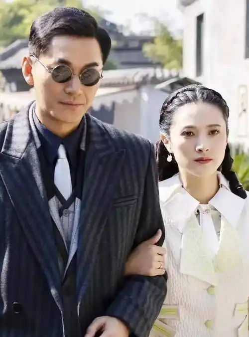 演员隋俊波:34岁嫁导演,成名后给全家买房_靳东_赵宝刚_好朋友