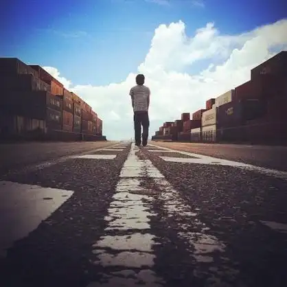 一个人的寂寞_伤感图片_爱扣扣网