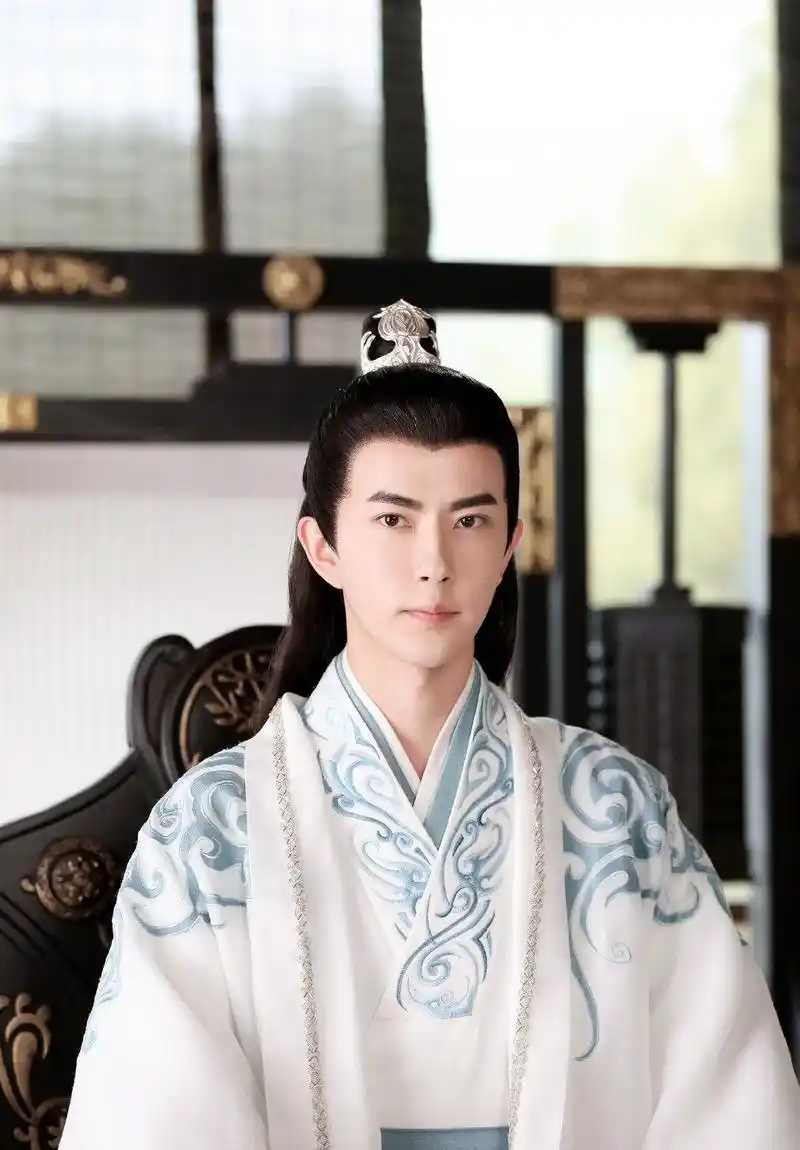 《明月曾照江寒东》于朦胧,刑菲新剧口碑大爆!演技颜值均在线!