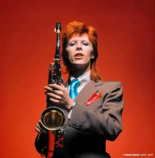 近距离接触华丽摇滚开创者david bowie,来北京798看展