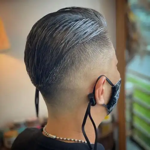 新时尚男发走一波,喜欢就试试