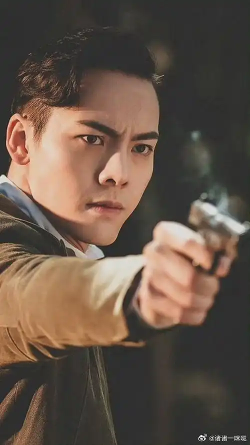 陈伟霆老九门张启山##陈伟霆张启山