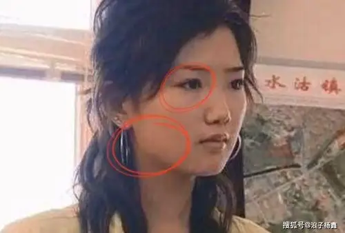 毛晓彤整容前后对比照出炉网友整容前像村姑